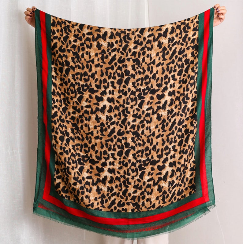shawl animal print