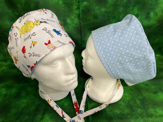 Surgical / Scrub cap Words with books / unisex / reversible
