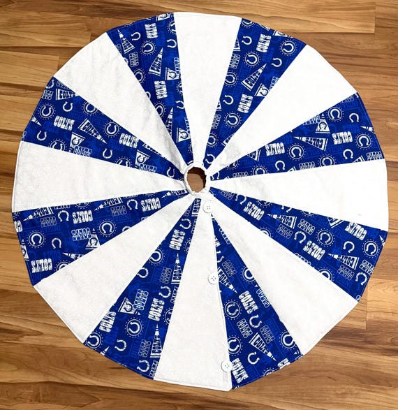 Indianapolis Christmas Tree Skirt: Reversible Cotton 40" Diameter