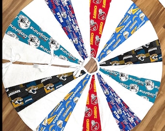 My team my tree! Special order you pick teams 21” length from center fits around my 5-9 foot tree