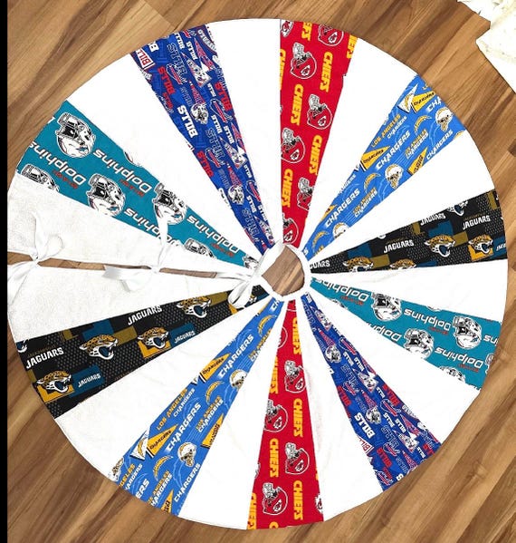 Tree Skirt // custom: 21" Reversible Cotton Christmas Decor