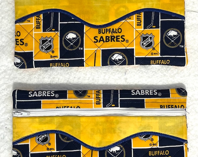 Game Day Clutch Bag: Buffalo, Cotton Fabric (5.5" x 9.5")