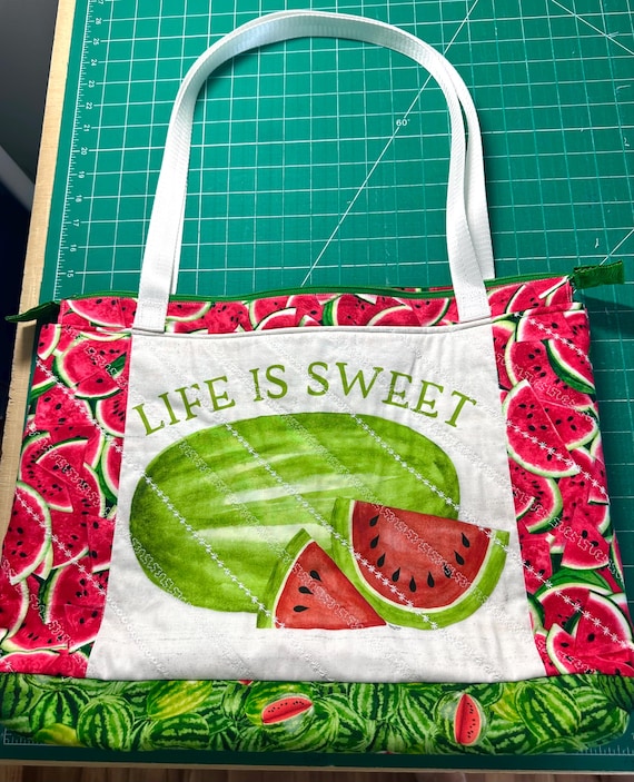Watermelon Shoulder Bag: Cotton Fabric, Zipper Closure