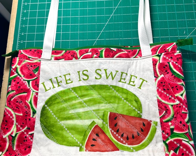 Watermelon Shoulder Bag: Cotton Fabric, Zipper Closure