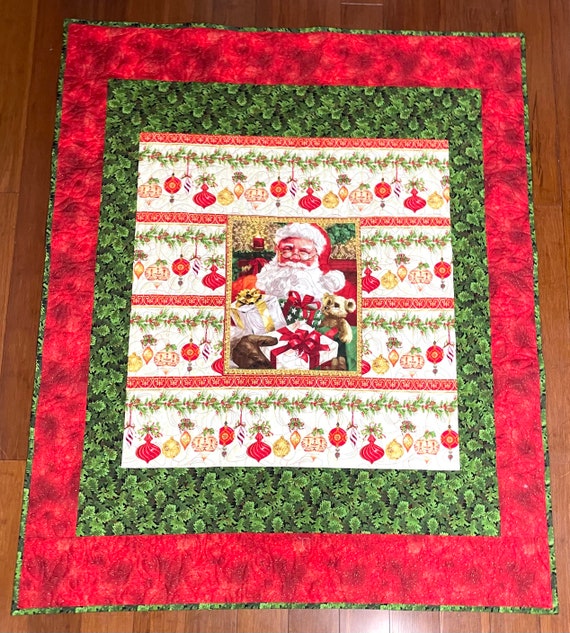 Santa delivery custom quilt 54”x 65” machine quilted ornaments and swirls lightweight blanket, machine sewn border
