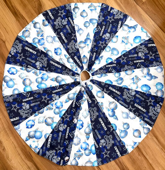 Dallas Tree Skirt: 40" Cotton Christmas Decor