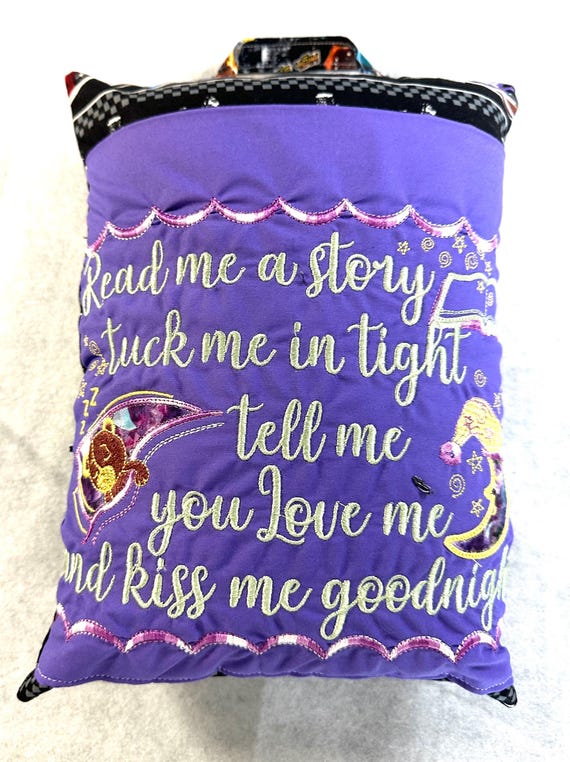 Reading Pillow with Pocket: Book Fabric, Car Fabric - Travel Size