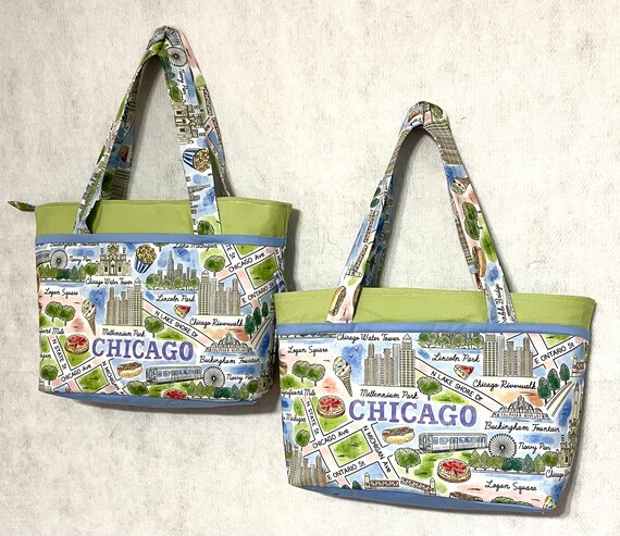 Chicago themed padded shoulder bag for shopping, diaper bag, travel or beach