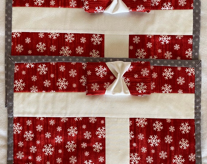 placemats winter design. Set of 2