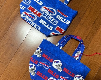 Football themed lunch bag for shopping, diaper bag, travel or beach with free matching change purse