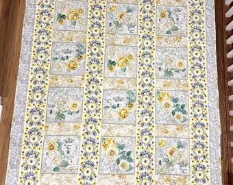Queen Bee and yellow roses homemade custom quilt 60” x 65”