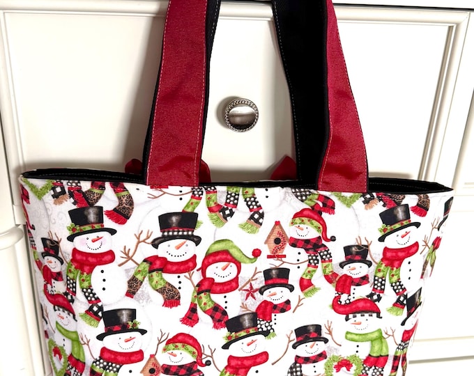Christmas shoulder Bag: with pockets inside and one snap closure