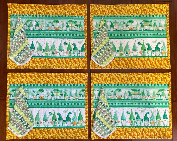 Placemats set for St. Patrick’s Day gnomes with napkin. Set of 4 / 15” x 19”