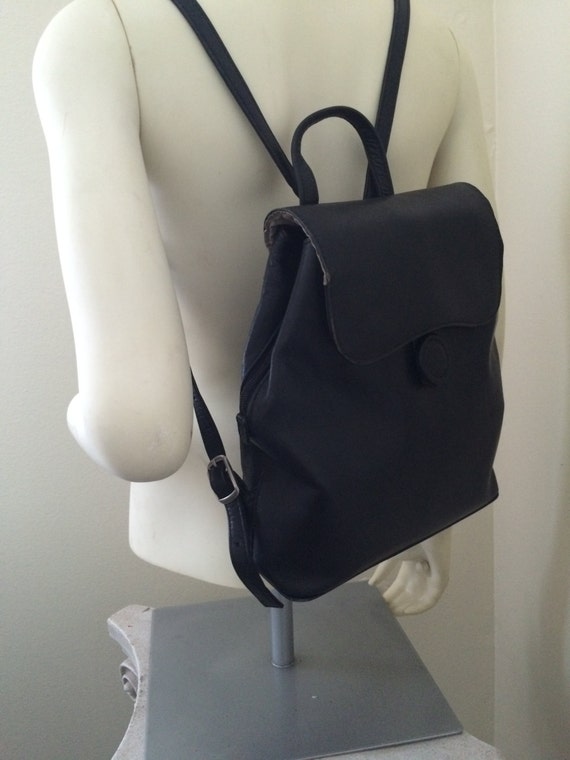 Large Vintage Piel Black Leather Backpack with In… - image 2
