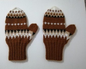 Bernie Sanders Mittens, hand-knit mittens, hand-made gloves (USA Seller)