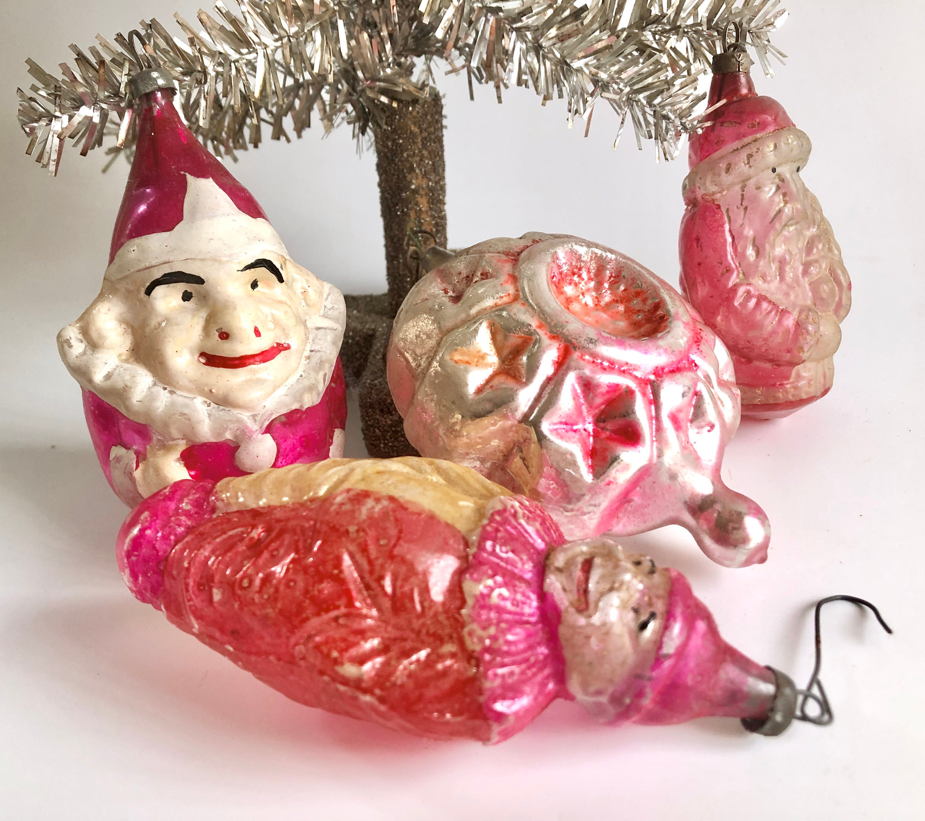 6” Glass Vintage Santa Bearing Gifts Ball Ornament