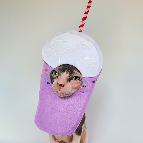 Chapeau de costume de milkshake violet Grimace pour chats, petits chiens et petits animaux de compagnie en feutre doux et léger tic tac joyeux anniversaire grimace hbd grimace