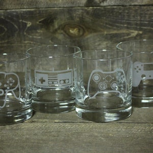 Retro Video Game Whiskey Glasses - Video game controller whiskey glass - retro controller - video game pint glass