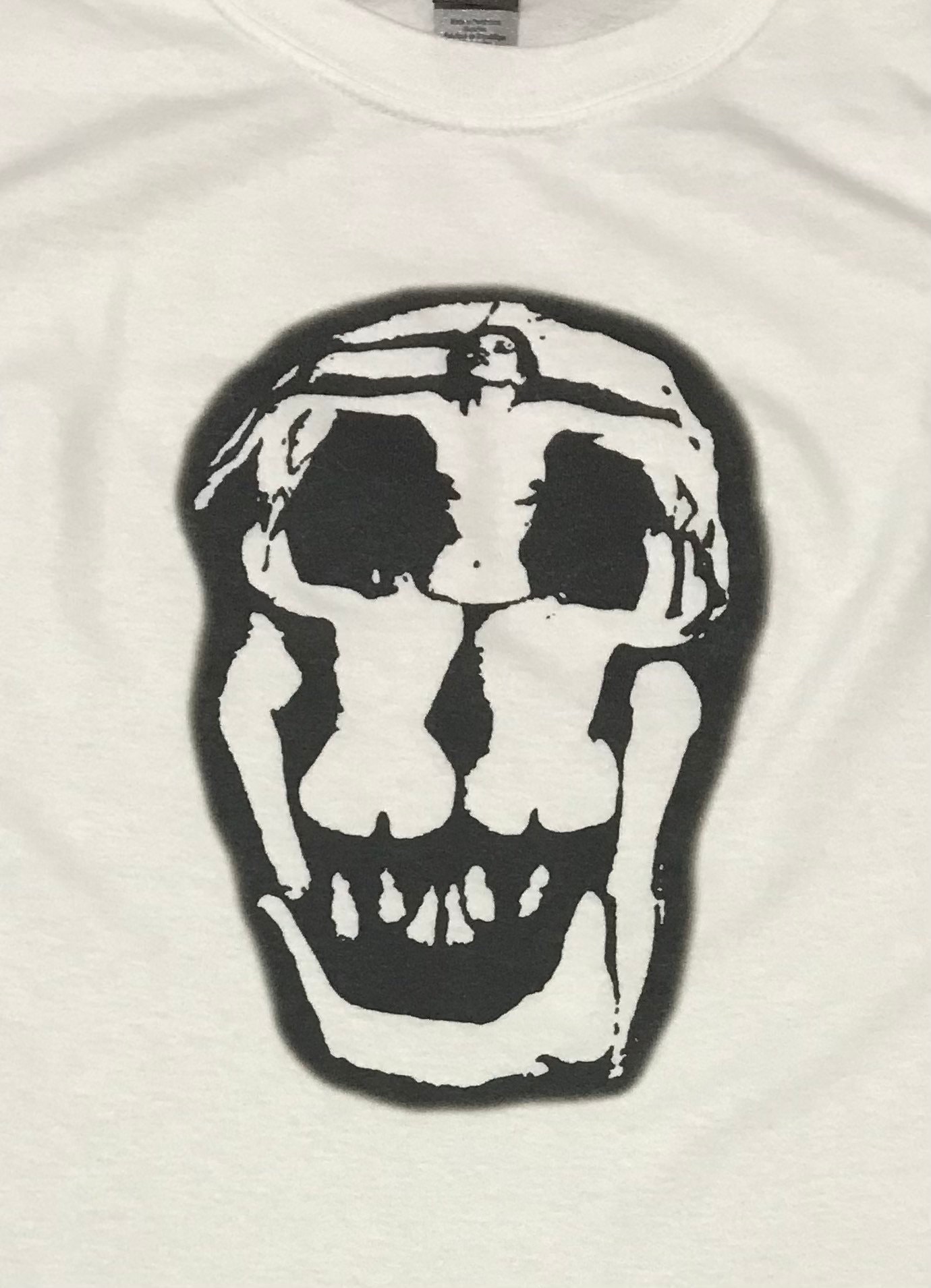 90s ビンテージ Salvador Dali nude skull Tシャツ 90s ビンテージ Salvador Dali nude skull Tシャツ
