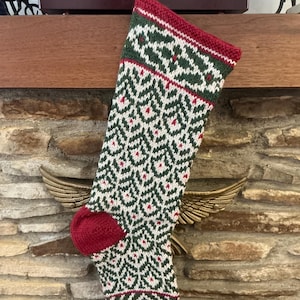 Handknit Vintage Christmas Stocking: Heirloom Holiday Decor