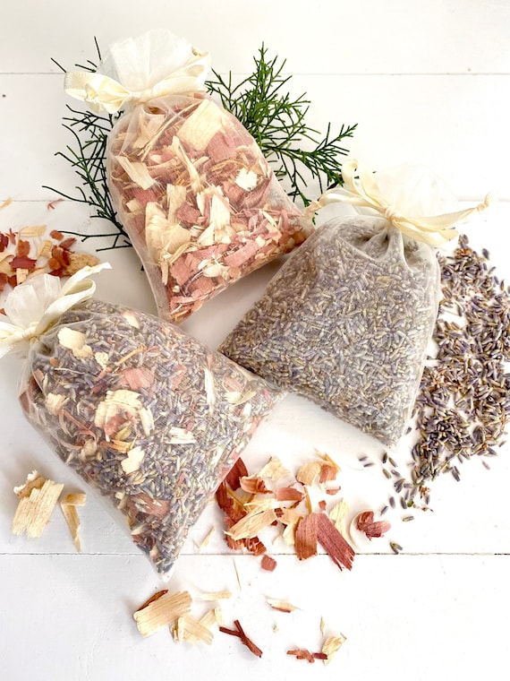 Moth Away Sachets Filled With Natural and Organic Herbs and Spices-single  Sachet-favors-gifts-home Care 