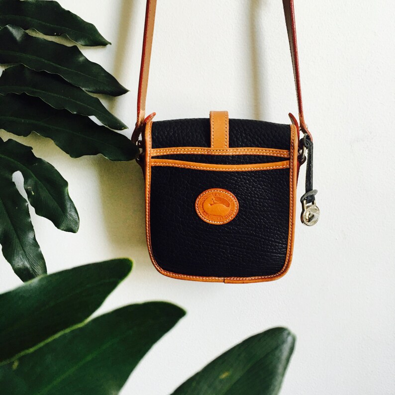 dooney and bourke navy and tan purse