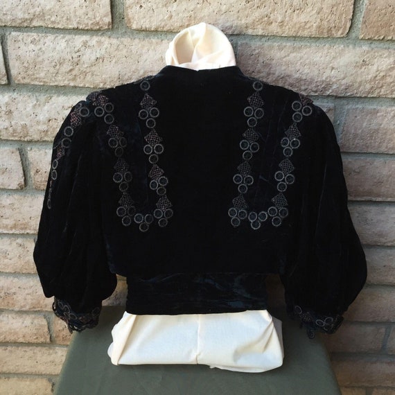 Antique 1890s Victorian Shirt Bodice. Very Dark M… - image 2