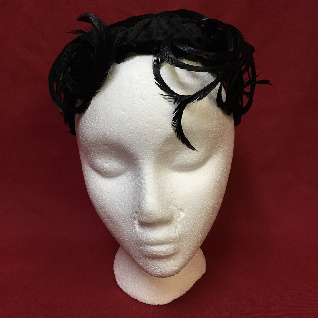 Ladies Solid Black Velvet Skull Cap Hat With Black Feathers. Vintage