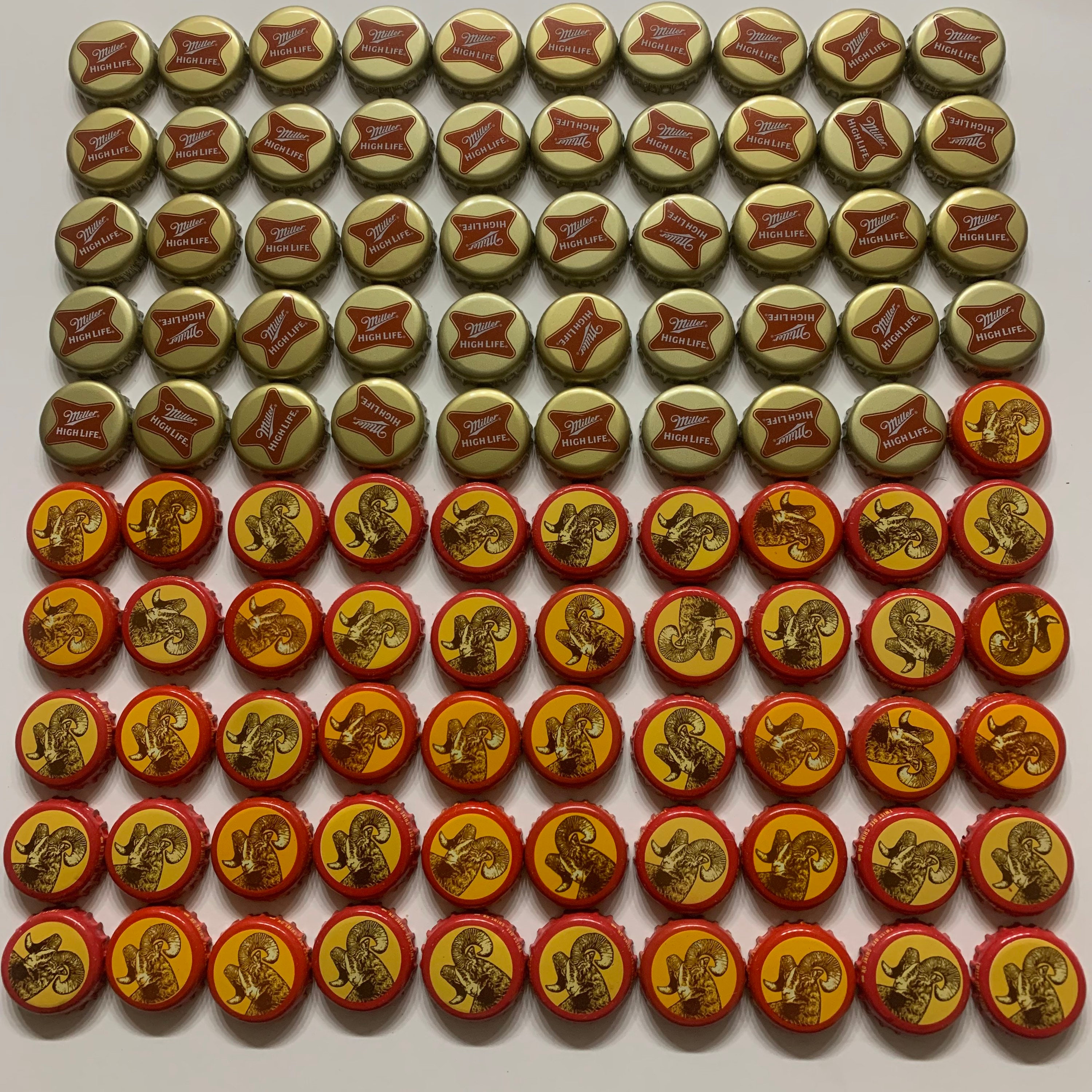 Lot of 100 metal beer bottle caps. Primary colors are gold Etsy