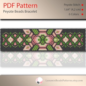 Op de afbeelding: Een PDF-patroon voor een peyote-steek kralenarmband. De armband is 1,64 inch (4,2 cm) lang en gebruikt 6 kleuren. Het patroon heeft een geometrisch ontwerp met roze, groene en witte kralen op een zwarte achtergrond.