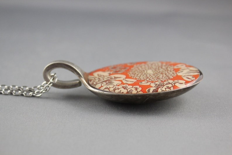 Recycled vintage spoon resin pendant necklace orange cream flowers pattern floral art print upcycled reclaimed silver cutlery antique womens