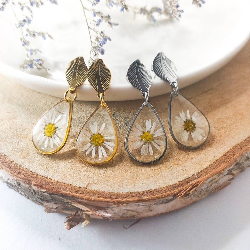 Pressed flower earrings, daisy jewelry, Botanical earrings, unique gift for Sister, anniversary gifts image 7