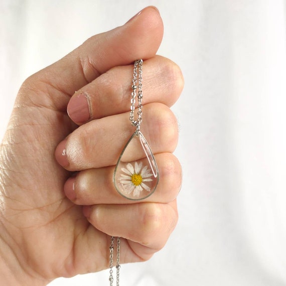 Real Daisy Pressed Flower Gold Necklace for Woman, Birthday Gift