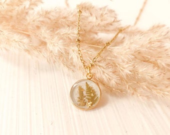 Preserved flower golden necklace, aesthetic necklace, unique christmas gift idea, soul sister gift, 21st birthday gift thoughtful gift