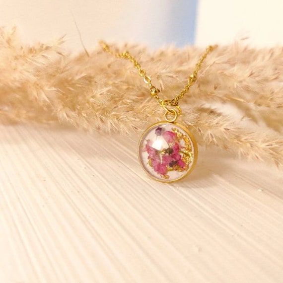 Confetti Flower Necklace Confetti Flower Necklace