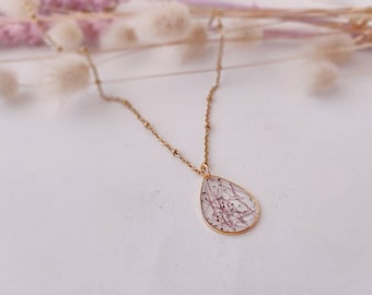 Preserved flower golden necklace, aesthetic necklace,unique christmas gift idea, soul sister gift, 21st birthday gift thoughtful gift