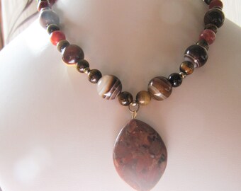 Agate necklace, gemstone necklace, Jasper pendant, brown stone necklace,Botswana Agate pendant, multistone necklace, Jasper jewelry,gift