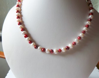 Gemstone necklace, pearl necklace, Cultured pearl necklace, freshwater pearl, Wedding jewelry, stone necklace, Red pearl choker, ivory pearl
