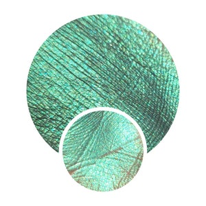 HEKATE Neon Golden Jade darkened emerald with gold green Shimmer color shift pan shimmery sparkle dupe metallic 26mm multichrome eyeshadow