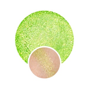 Hybrid trichrome Behind the Bull chameleon shimmer glittery makeup vegan eyeshadow sparkle 26mm pressed pan dupe magical color shift