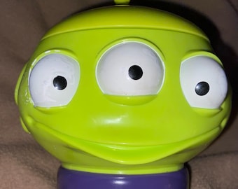 Toy Story Alien Plastic Mug / Cup with Lid from Disney on Ice