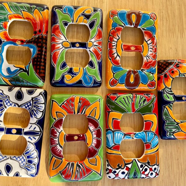 2 copri outlet in ceramica messicana Talavera: decorazione murale dipinta a mano (7,6 x 12,7 cm)