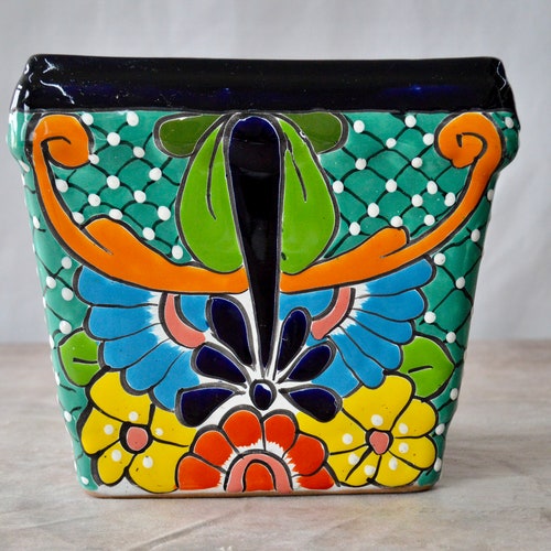 Talavera shops Pot (vase)