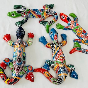 Iguana talavera pared.