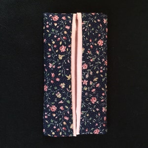 Blue Floral Tissue Cover Case