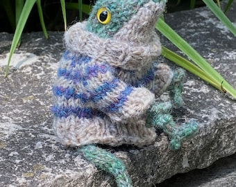 Green Knit Frog