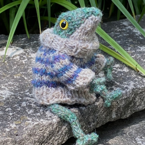 Green Knit Frog
