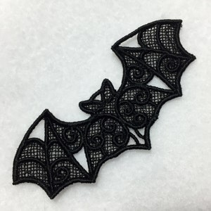 Bat Halloween Ornament Embroidered Free Standing Lace