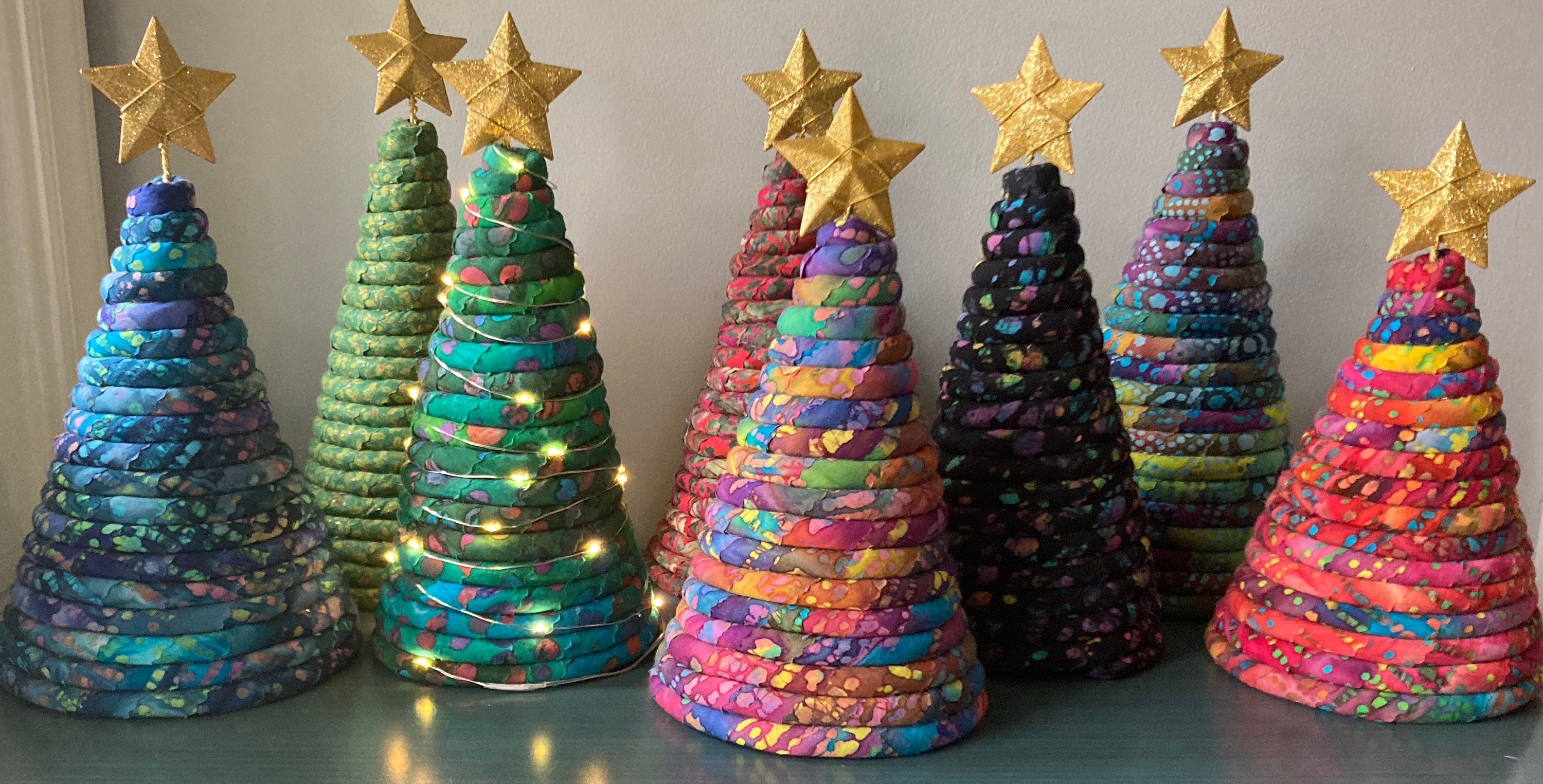 Batik Holiday Tree Set