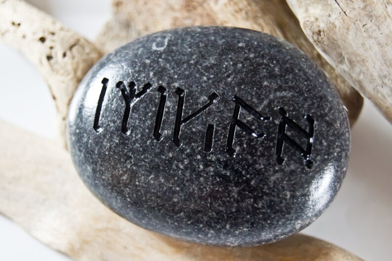 Hobbit Runestone Custom Runes stone / Lord of the Rings | Etsy